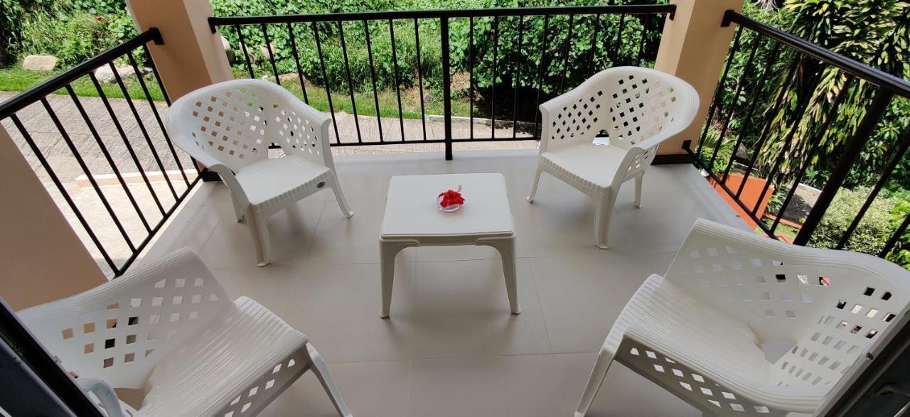 Jaidss Holiday Apartments 1 Anse aux Pins Bagian luar foto